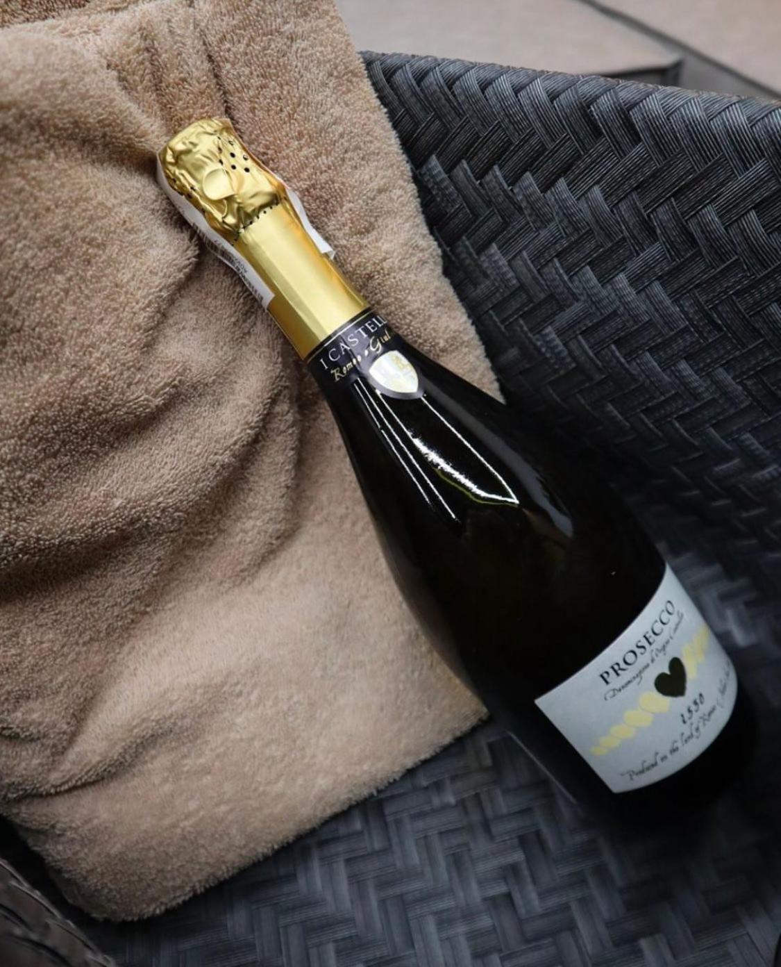ホテル Safari-Club ヴィーンヌィツャ エクステリア 写真